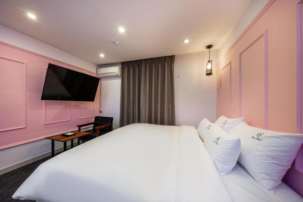 Gray Hotel Puszan Kültér fotó