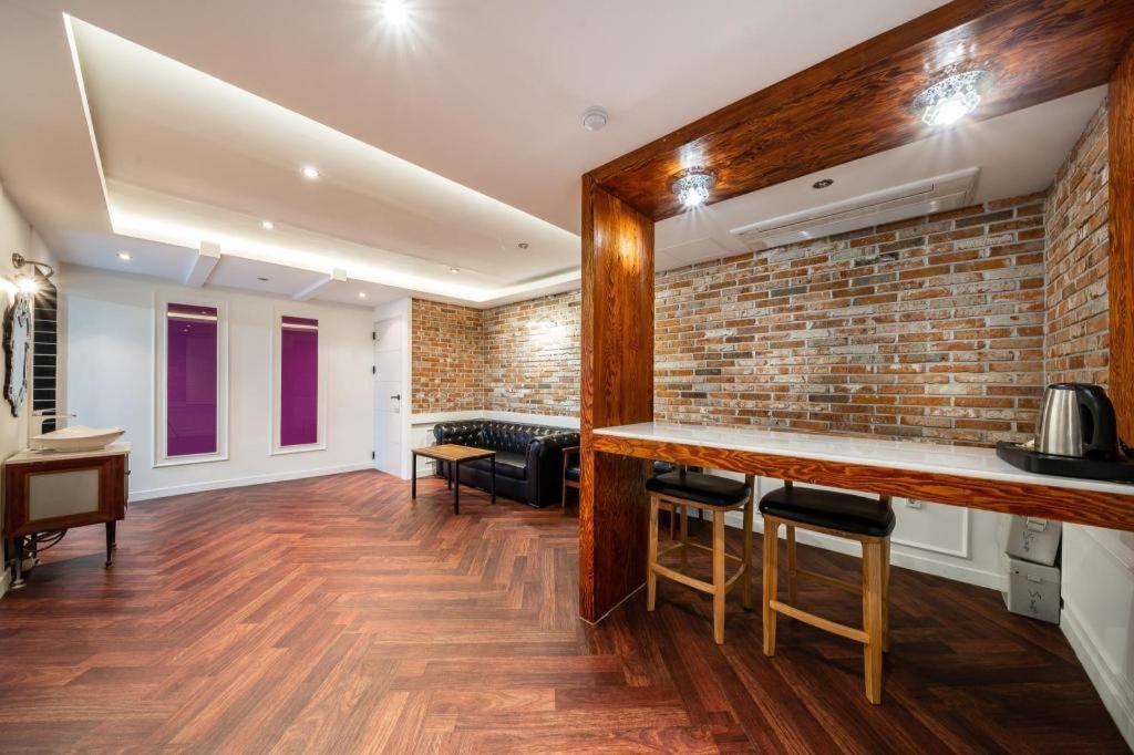 Gray Hotel Puszan Kültér fotó