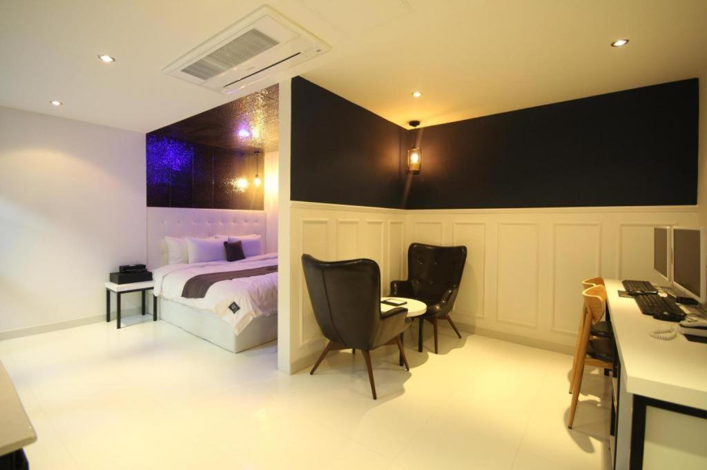 Gray Hotel Puszan Kültér fotó