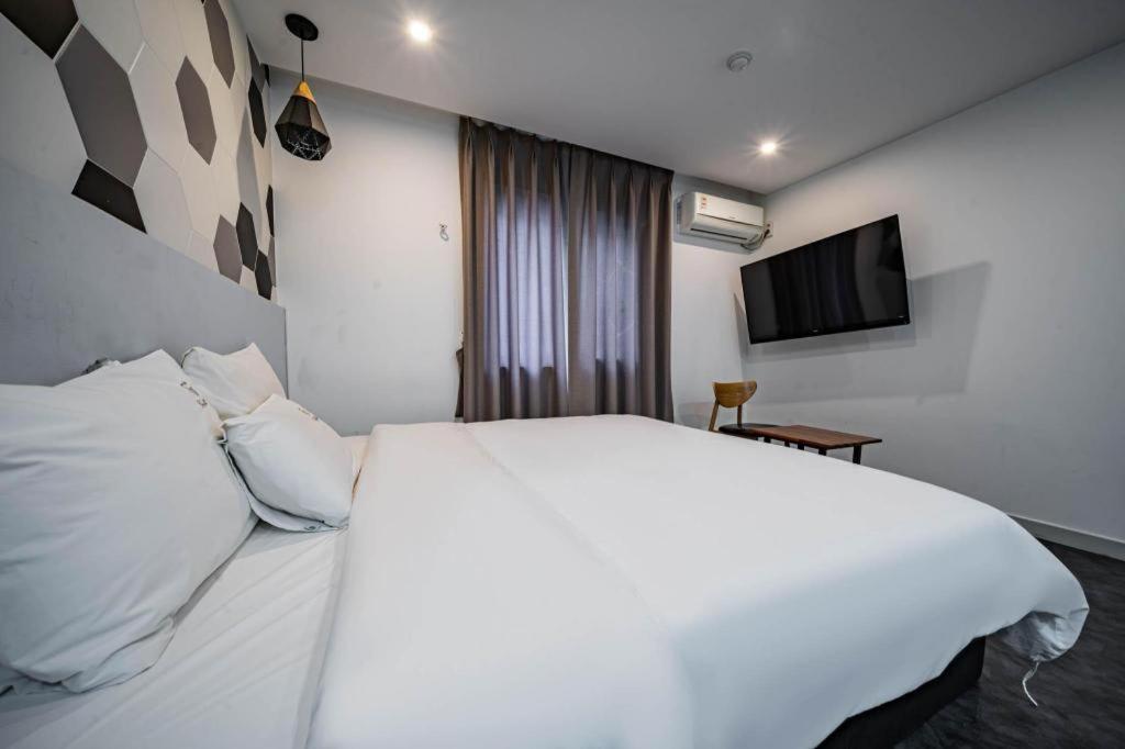 Gray Hotel Puszan Kültér fotó