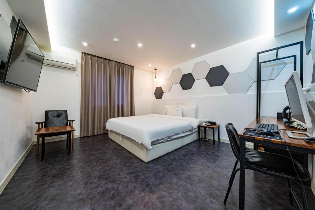 Gray Hotel Puszan Kültér fotó