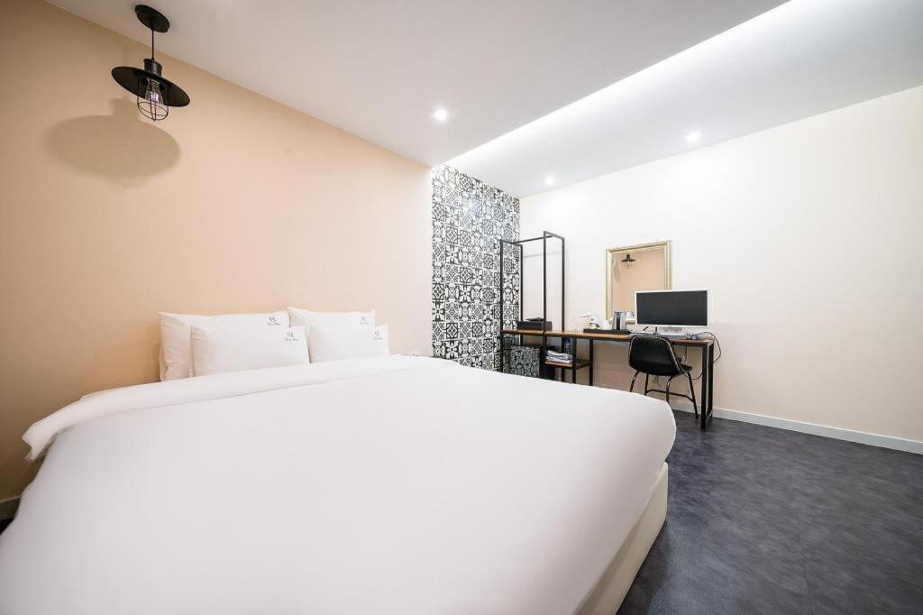 Gray Hotel Puszan Kültér fotó